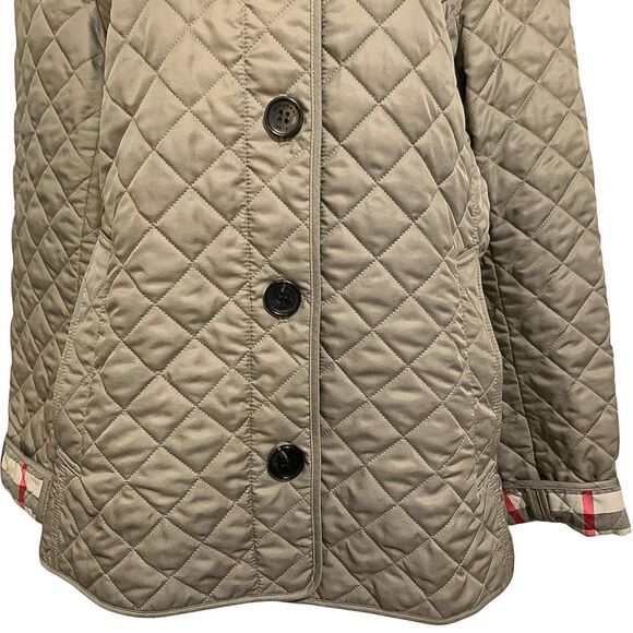 Authentic Burberry Tan Quilted Puffer Jacket - Picture 4 of 14